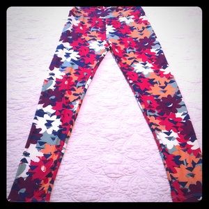 LuLaRoe One Size Flowered Leggings